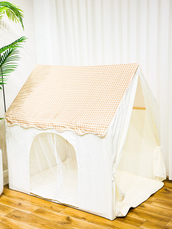 خيمة اطفال باللون البيج